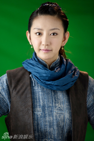 《战火连天》主演定妆