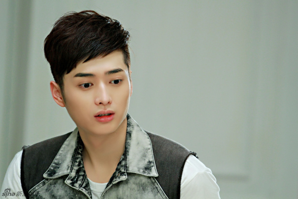 韩承羽《花非花》俊美