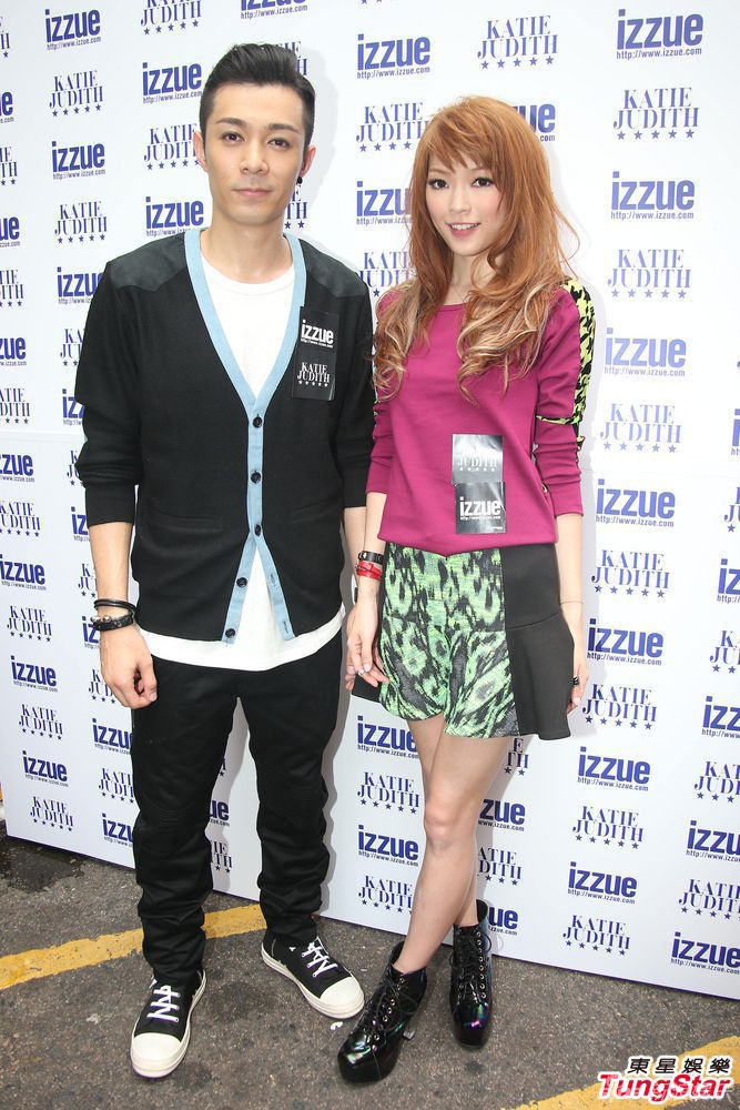 周柏豪闹市音乐会吸晴 连诗雅大秀美腿