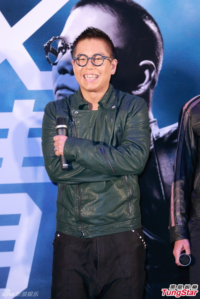 13 / 38 新浪娱乐讯 陈小春,谢天华,林晓峰,钱嘉乐,郑伊健几位古惑仔