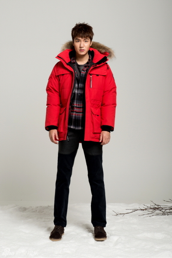 李敏镐秋冬户外写真温柔帅气