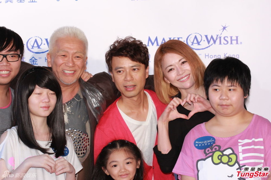 组图:玉置浩二与妻子恩爱 个唱邀李克勤_高清图集_新浪网