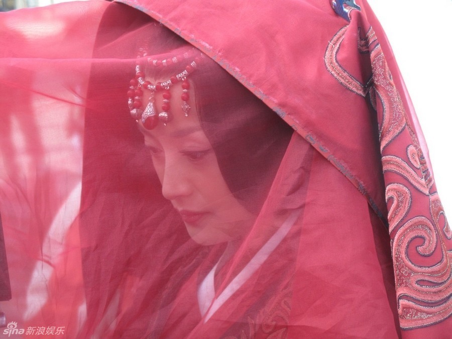 《大秦帝国2》傅淼演王后大婚剧照首曝光