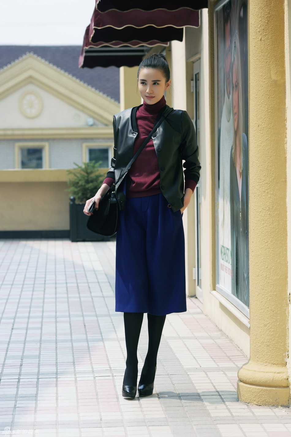 高清图:小宋佳独家时尚街拍 造型优雅大气_高清图集_新浪网