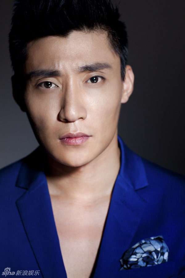 组图:刘长德硬汉写真 新片搭档郭富城很过瘾_高清图集_新浪网