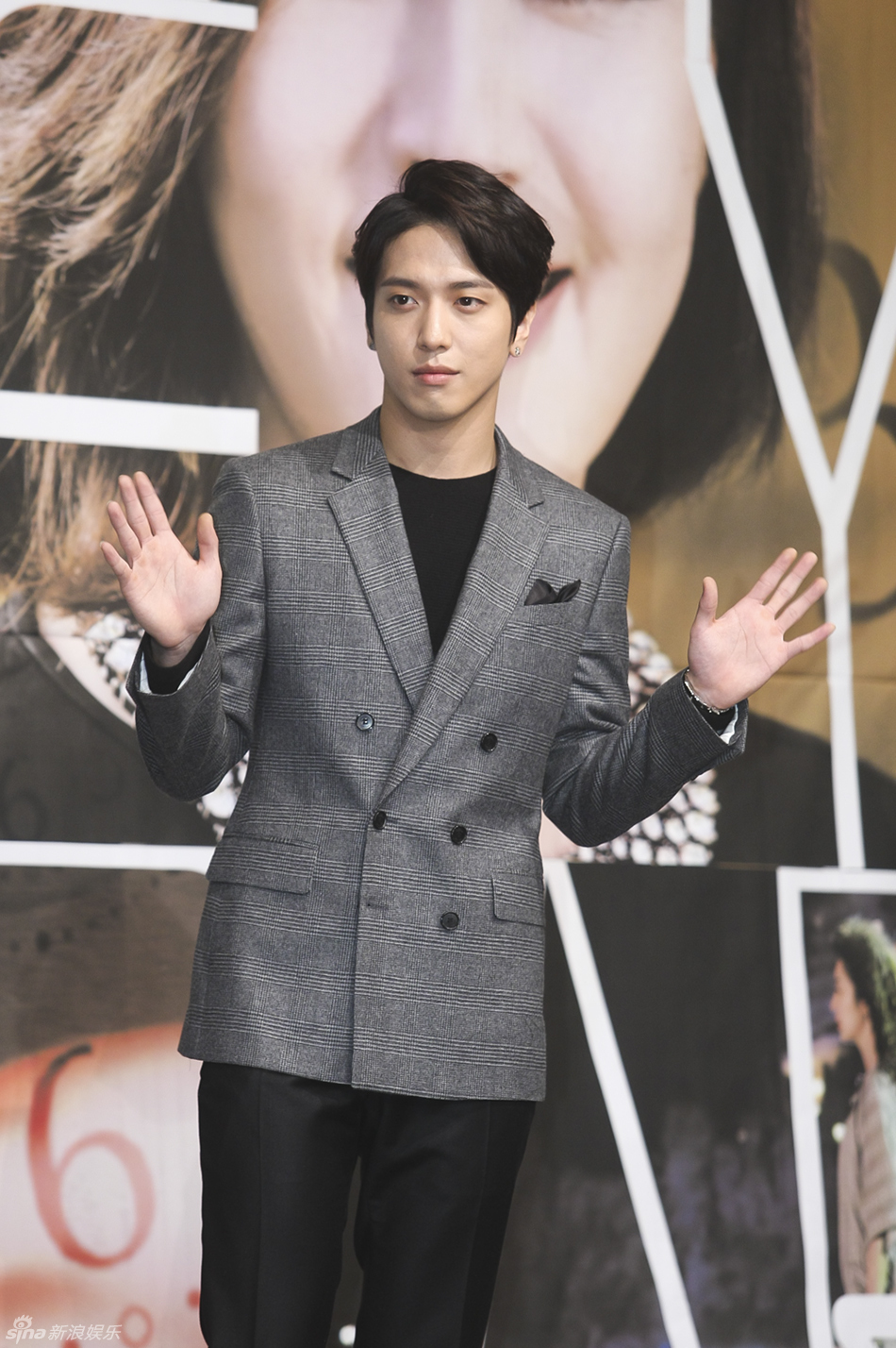 独家高清:尹恩惠撑新剧发布 郑容和李东健撞脸_高清图集_新浪网