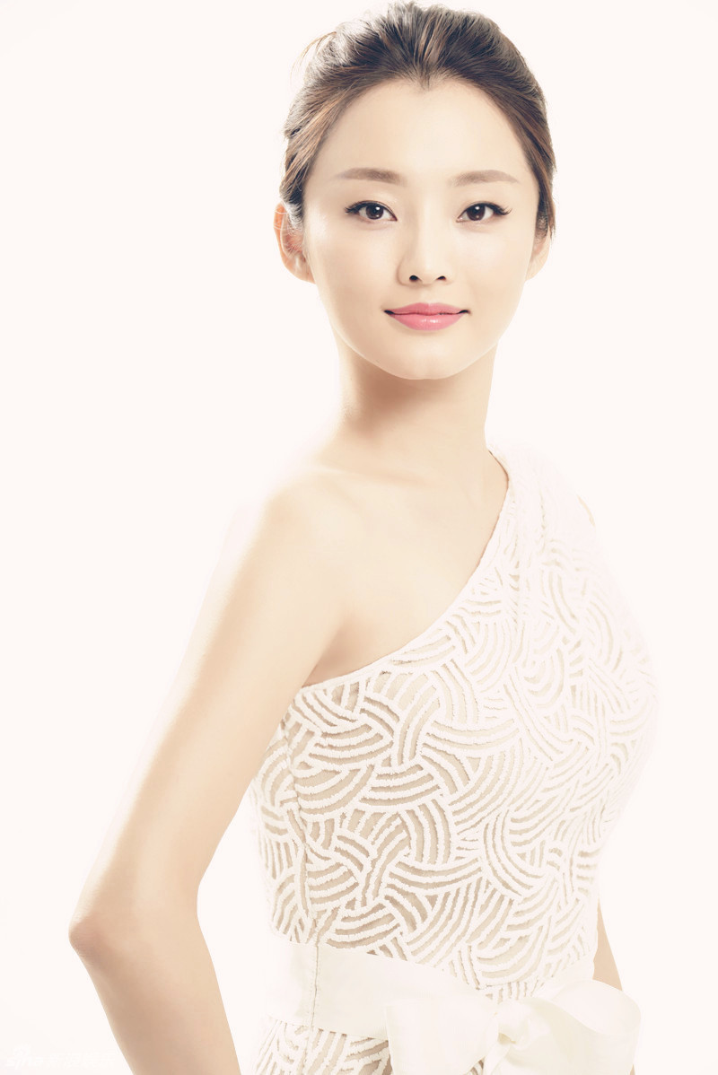 巍子刘芊含默契自然流露