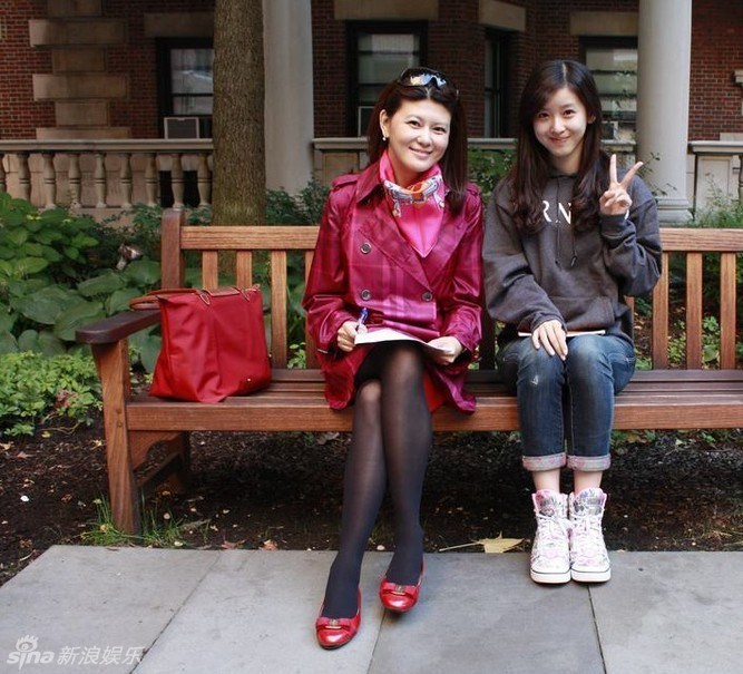 奶茶妹妹现身纽约念名校