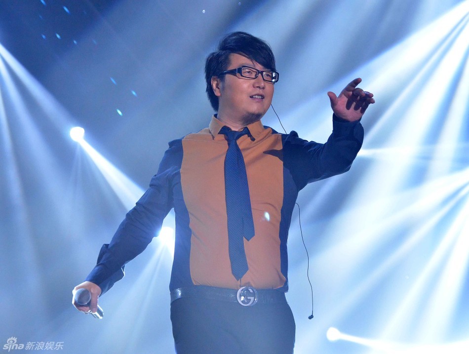 歌手汤非演唱《中国之最》