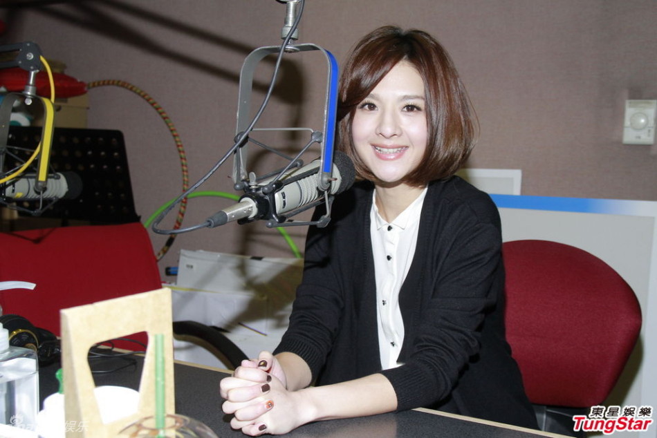 组图:郭静称到适婚年龄 欢迎与异地男生谈恋爱_高清图集_新浪网