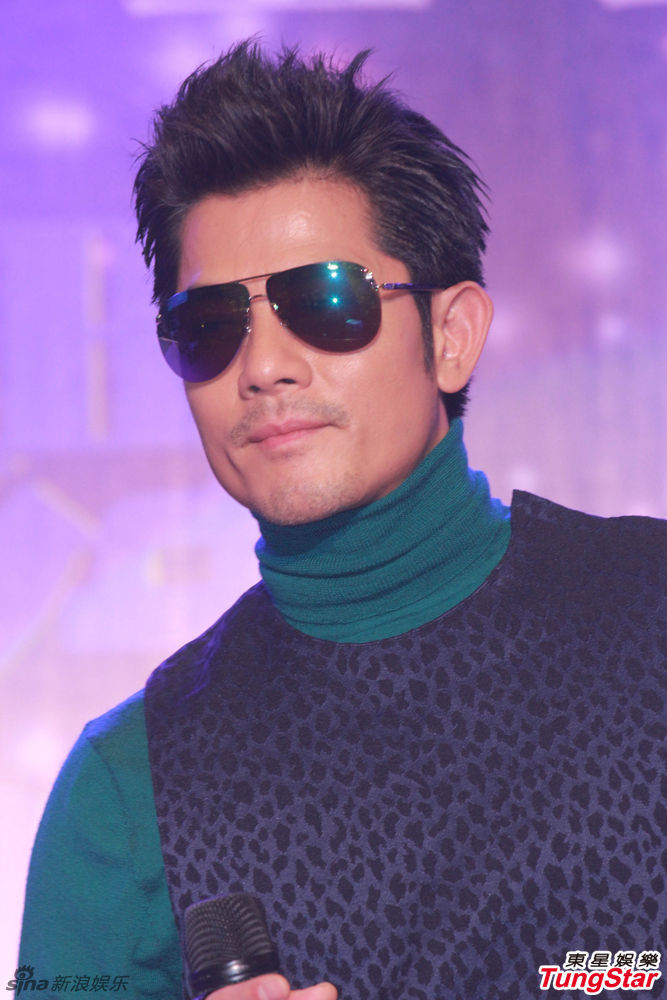 组图:郭富城斑点装亮相 墨镜遮面尽显型男范_高清图集_新浪网
