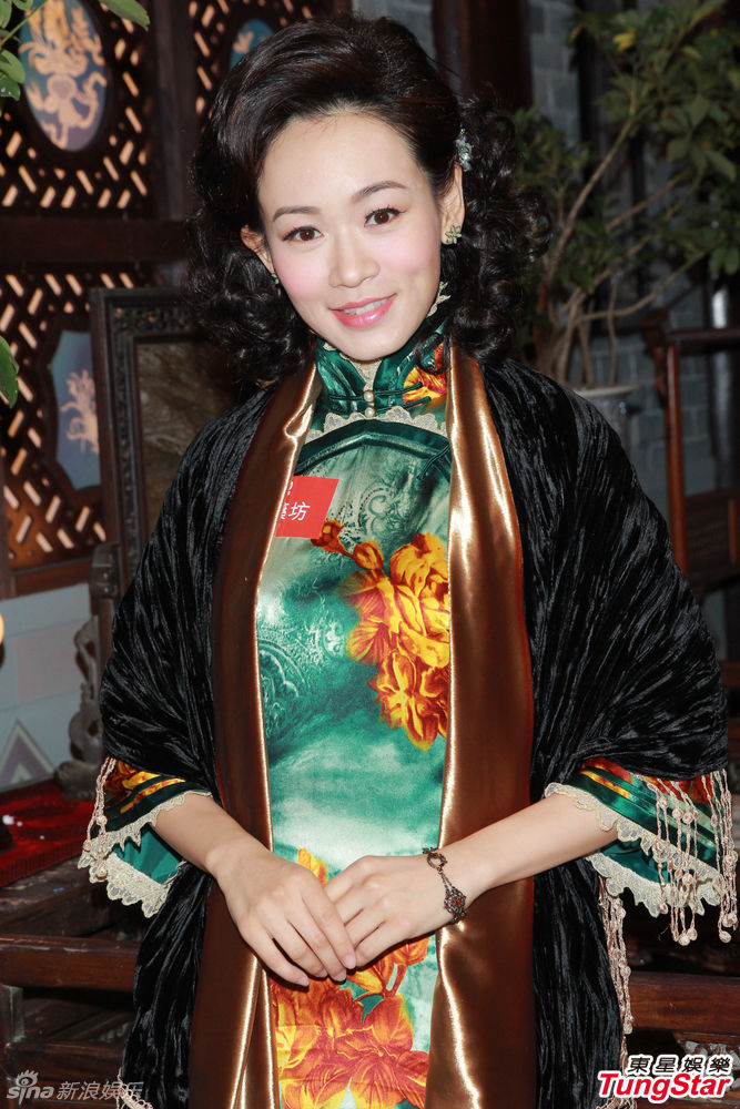 组图:钟嘉欣成视后大热 前哨战败阵也开心_高清图集_新浪网