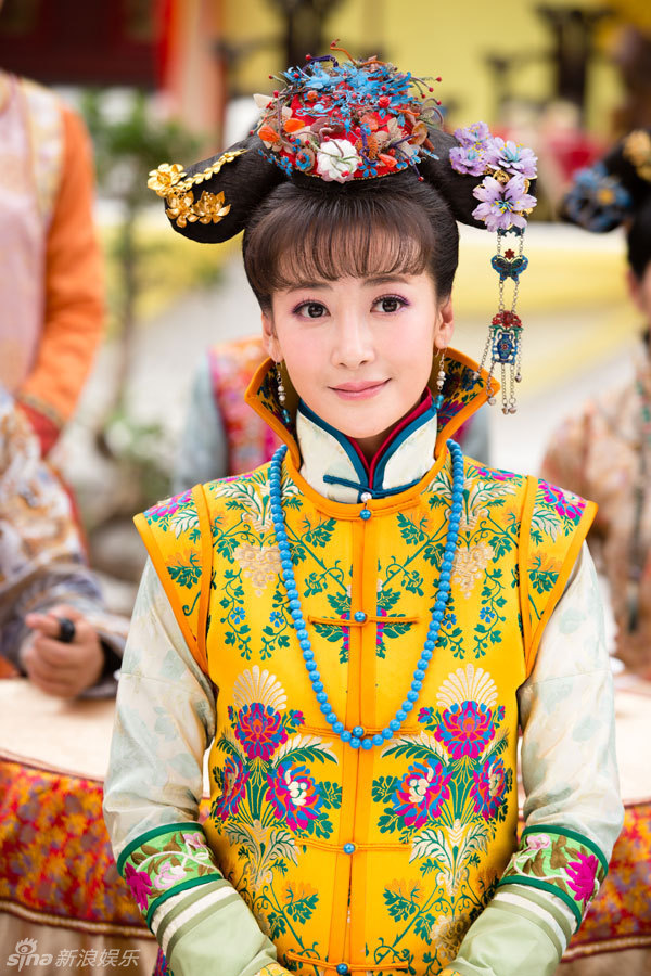 陈紫函清宫造型