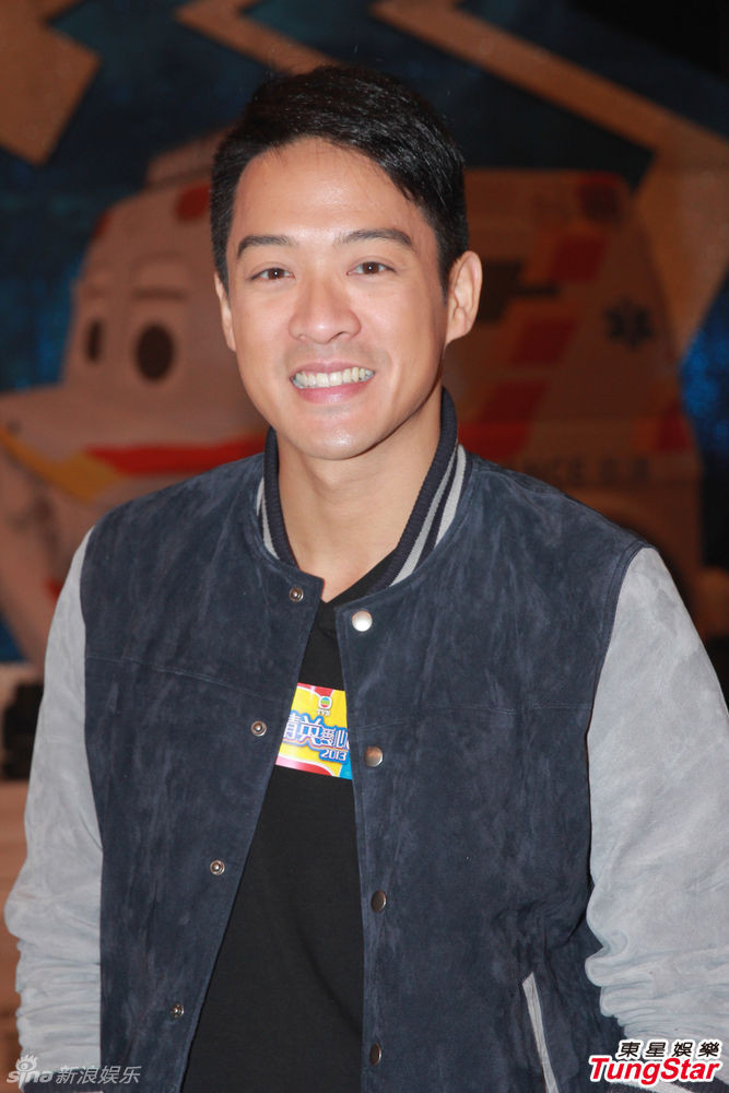 陈智燊亮相拜神仪式 不介意女友性感出镜