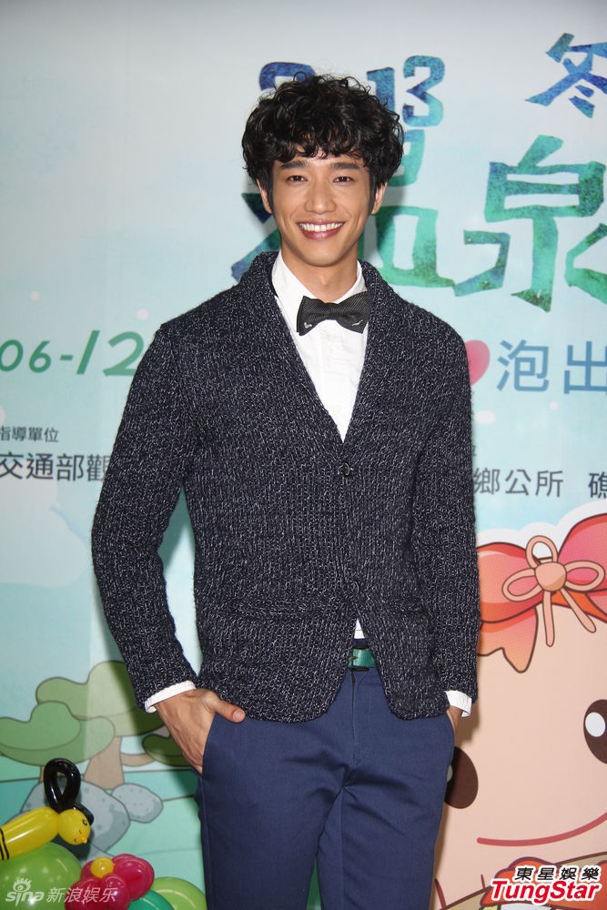 刘以豪进军日本拍戏 装肚痛扮冷酷男