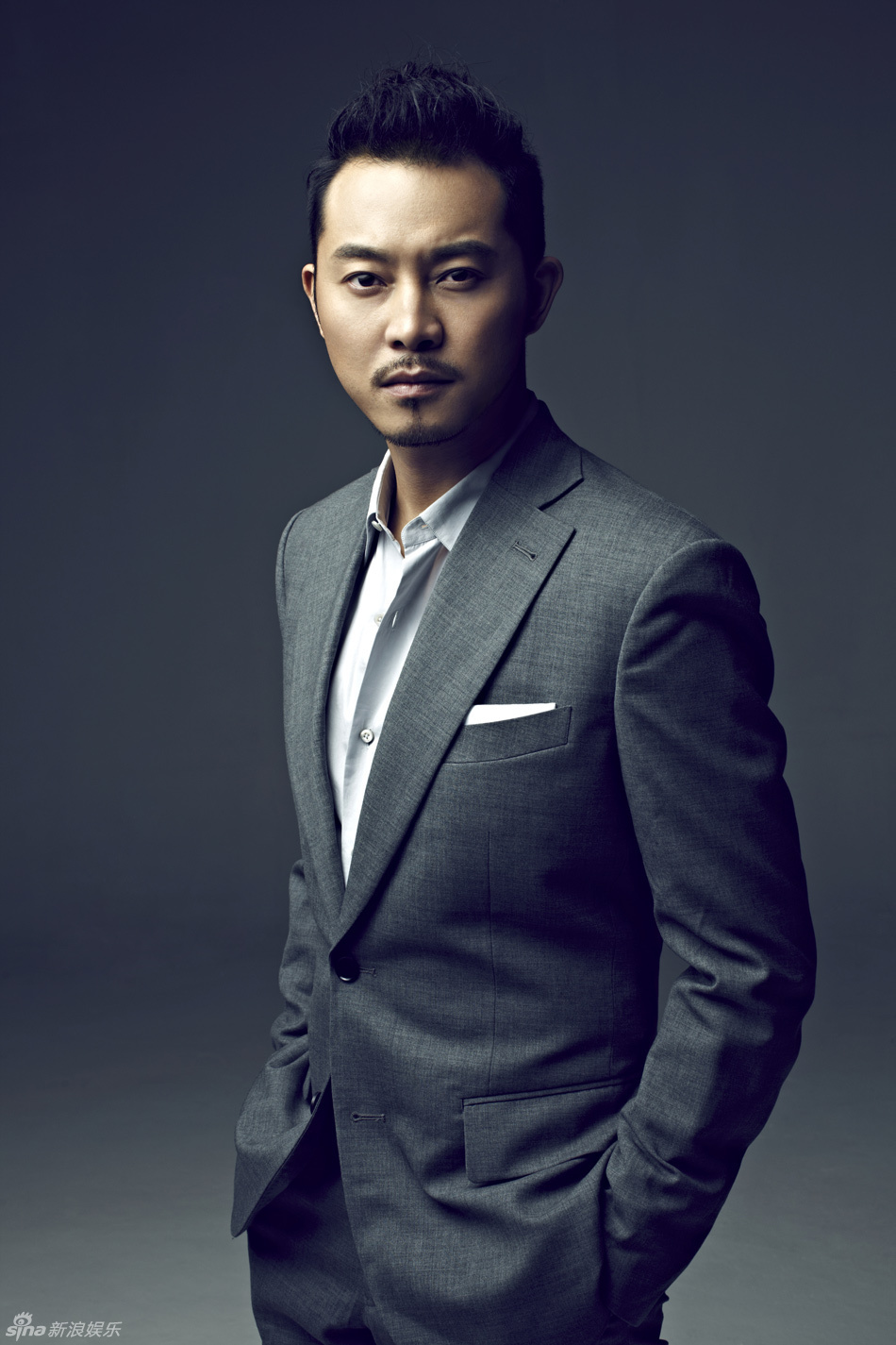 组图:双面沙溢时尚大片 成熟沉稳气场十足_高清图集_新浪网