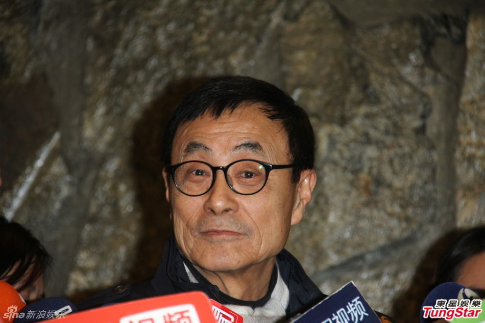 刘家昌发布会否认与甄珍闹离婚