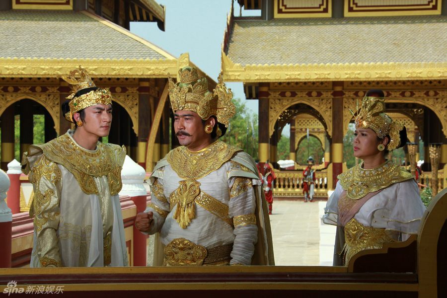 组图:《舞乐传奇》展风情 林更新土豪金抢眼_高清图集_新浪网