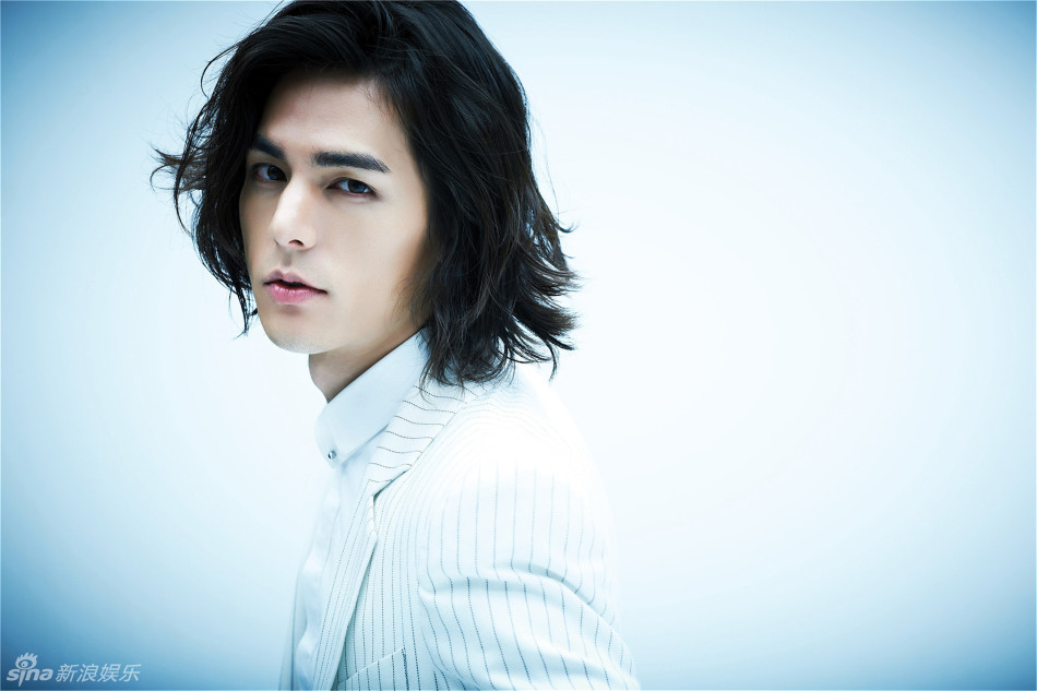 新浪娱乐讯 电影《小时代3》正在热拍,新增角色neil的扮演者李贤宰