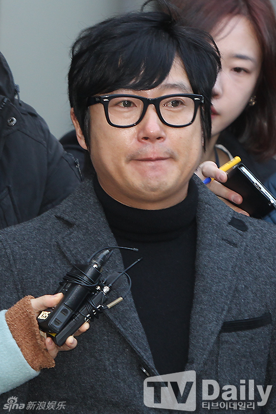 tony an被媒体包围