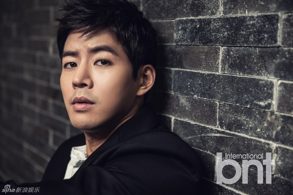 高清组图:韩星李尚允时尚大片 变身帅气台球男_高清图集_新浪网