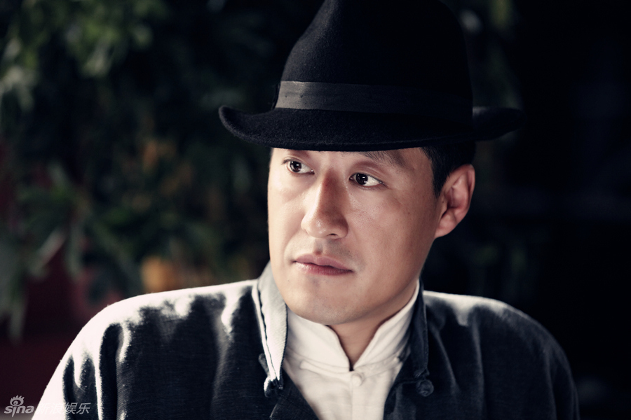 《利箭纵横》于震军装造型