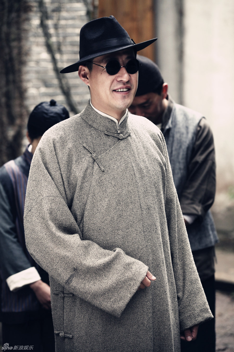 《利箭纵横》于震军装造型