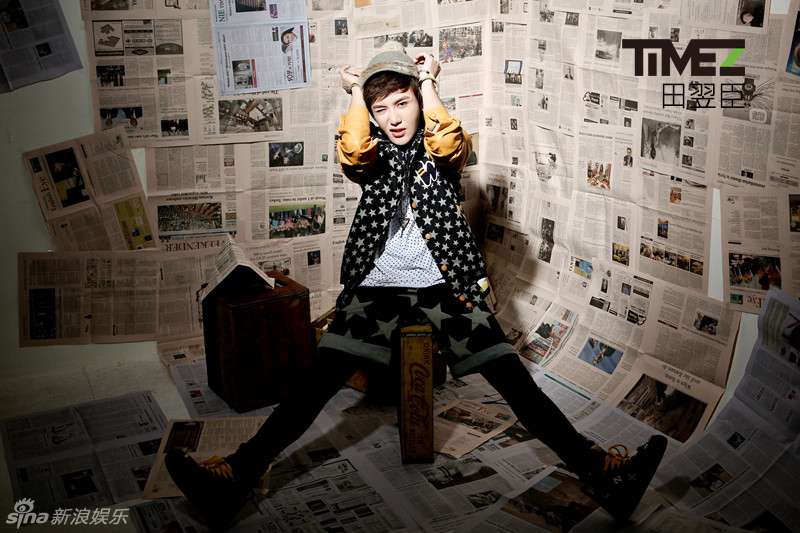 timez田翌臣写真曝光 戴毛球帽卖萌