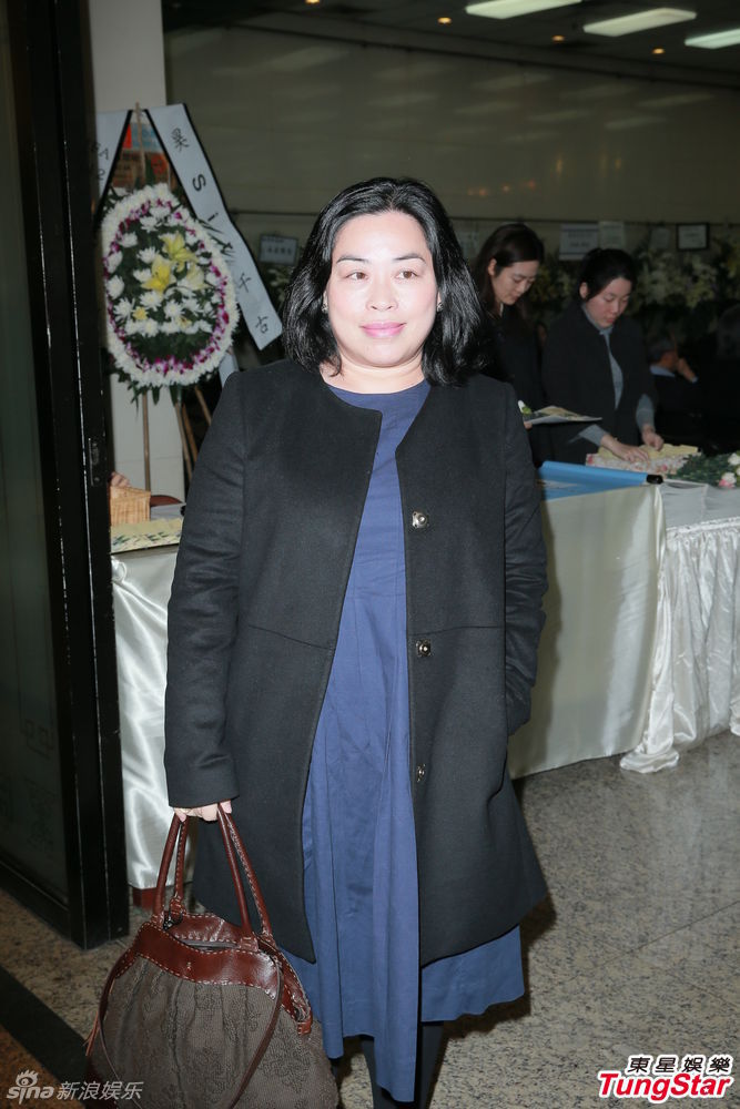 组图:《上海滩》编剧将火化 圈中人纷纷致祭_高清图集_新浪网