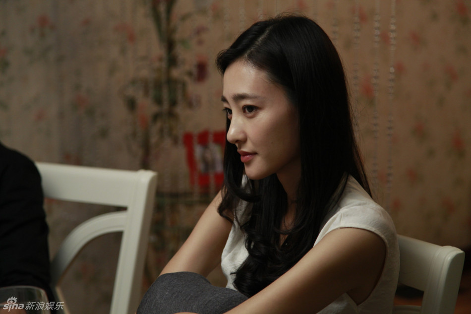 电影《前任攻略》由田羽生执导,韩庚,姚星彤,郑恺,王丽坤等联合主演.