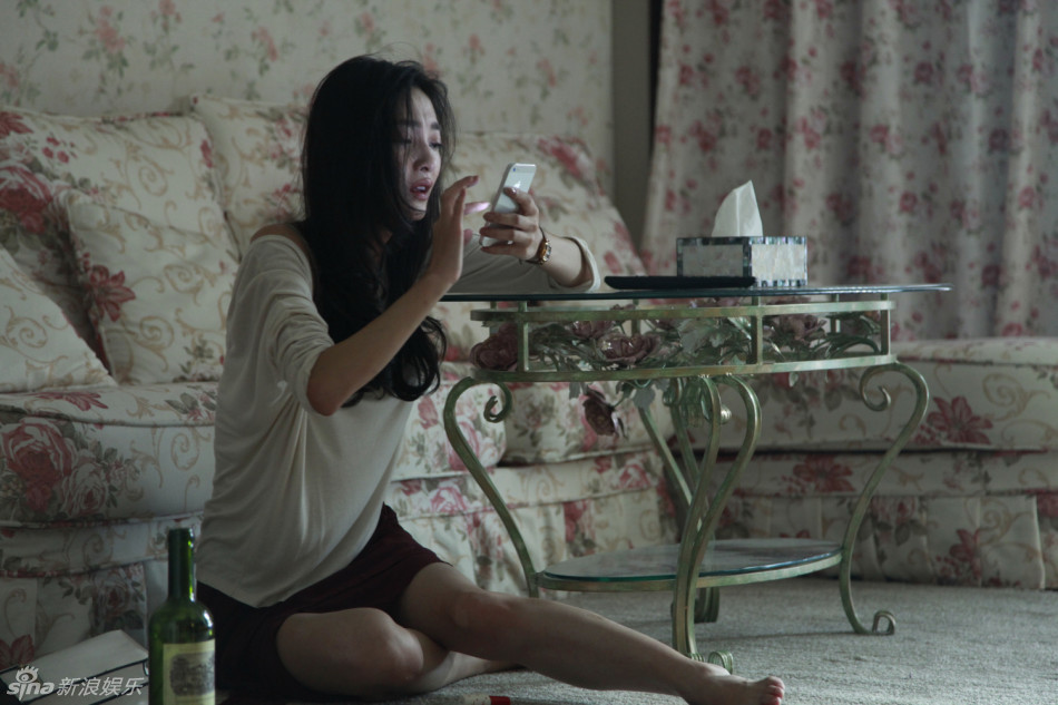 电影《前任攻略》由田羽生执导,韩庚,姚星彤,郑恺,王丽坤等联合主演.