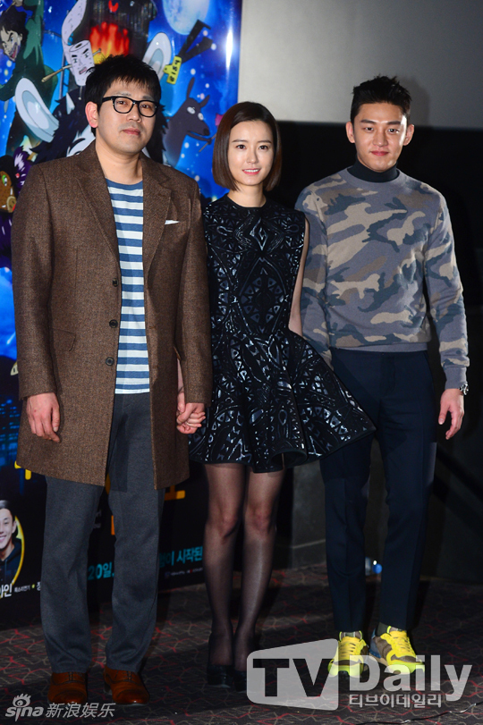 组图:刘亚仁郑有美宣传《卫星女孩和奶牛》