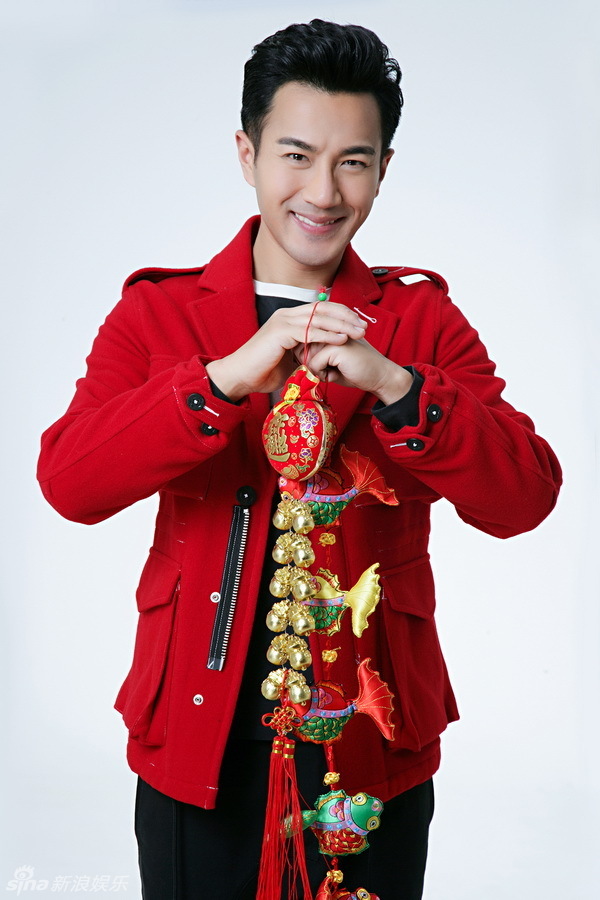 组图:刘恺威贺岁写真"红"运当头送祝福_高清图集_新浪网