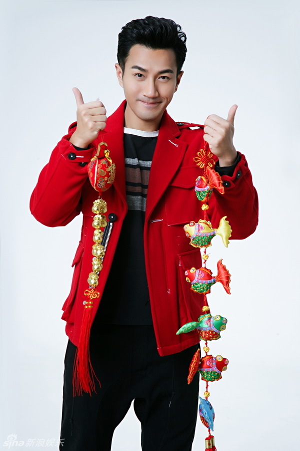 组图:刘恺威贺岁写真"红"运当头送祝福_高清图集_新浪网