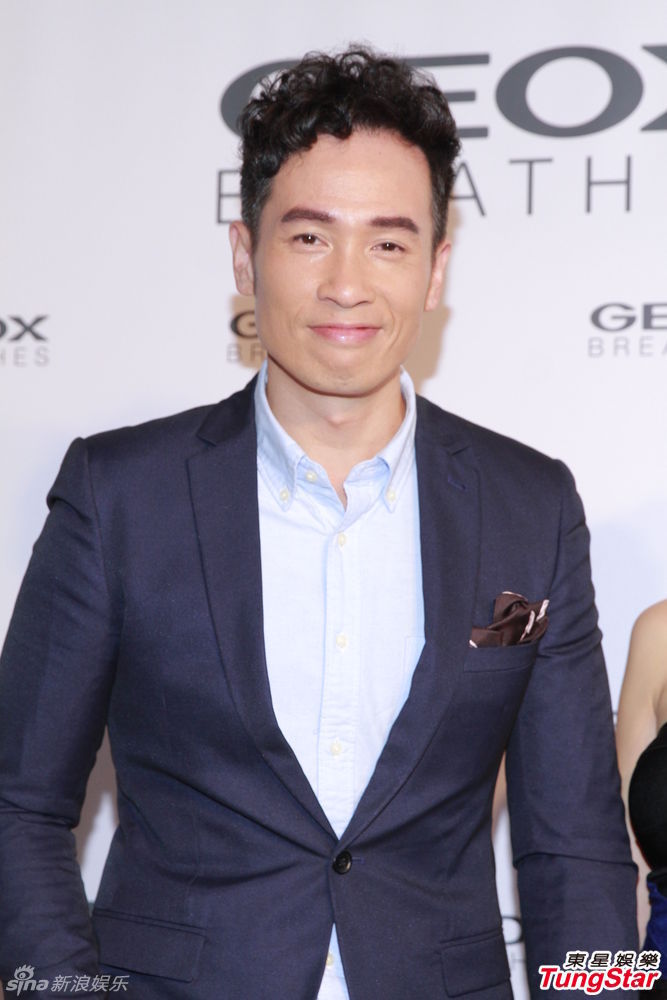 组图:陈茵媺当妈上围升级 与陈豪合体抢奶粉钱_高清图集_新浪网