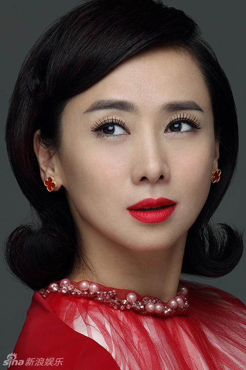 组图:翁虹情人节红妆上阵 展自信女人幸福美_高清图集_新浪网