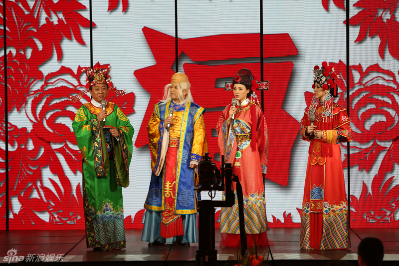 组图:央视元宵晚会平淡乏味 陕派相声成闪光点_高清图集_新浪网