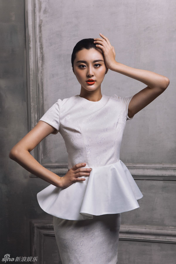 组图:甘露最新杂志大片 演绎极致女人浮华瞬间_高清图集_新浪网