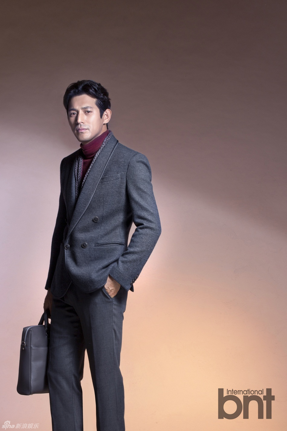 25】【明星】吴智昊拍大片展成熟男人魅力