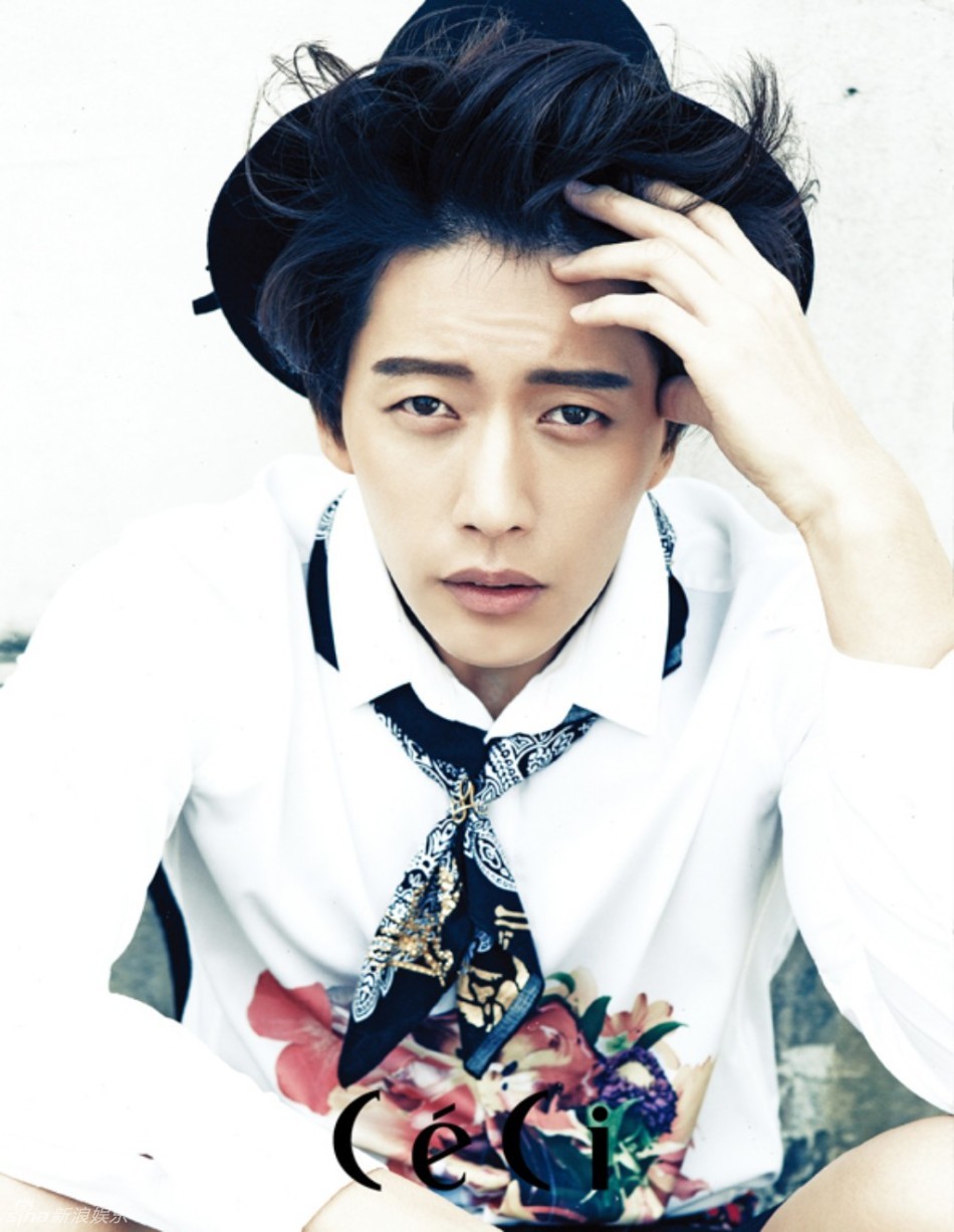 【2014.02.26】【明星】朴海镇成时尚杂志宠儿 魅力十足多彩性感