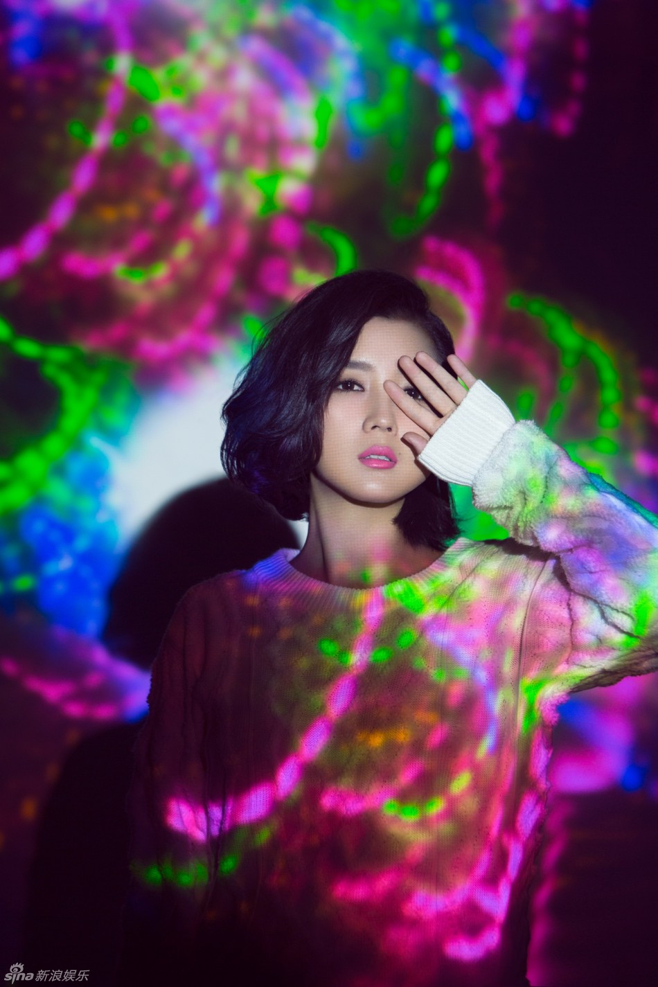 何洁《坏童话》首播回归乐坛