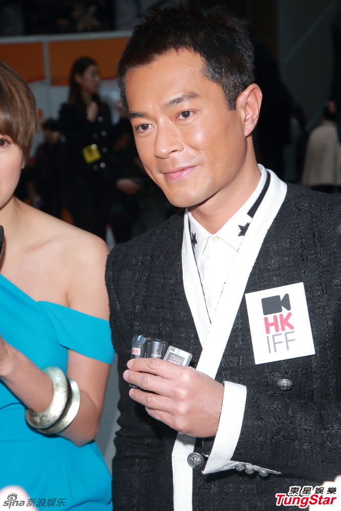 梁咏琪装36d假大胸上阵 古天乐期待演飞机师