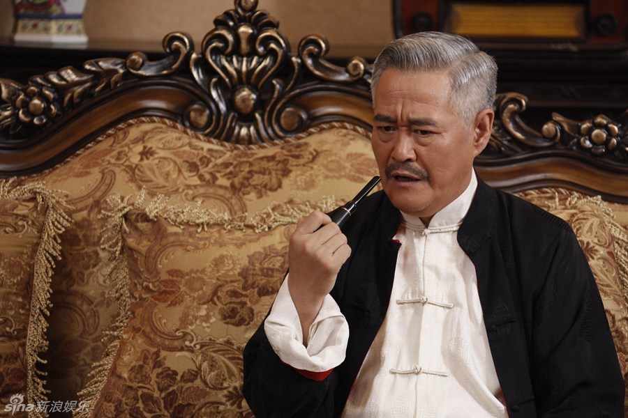 组图:《老兵》赵家班首演反派齐变脸掀追剧热