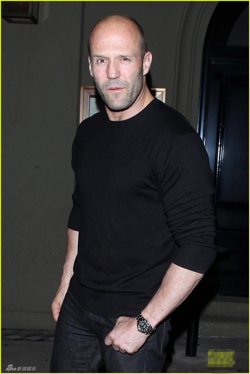 组图:史泰龙与斯坦森双硬汉聚餐 娇妻美艳_高清图集_新浪网