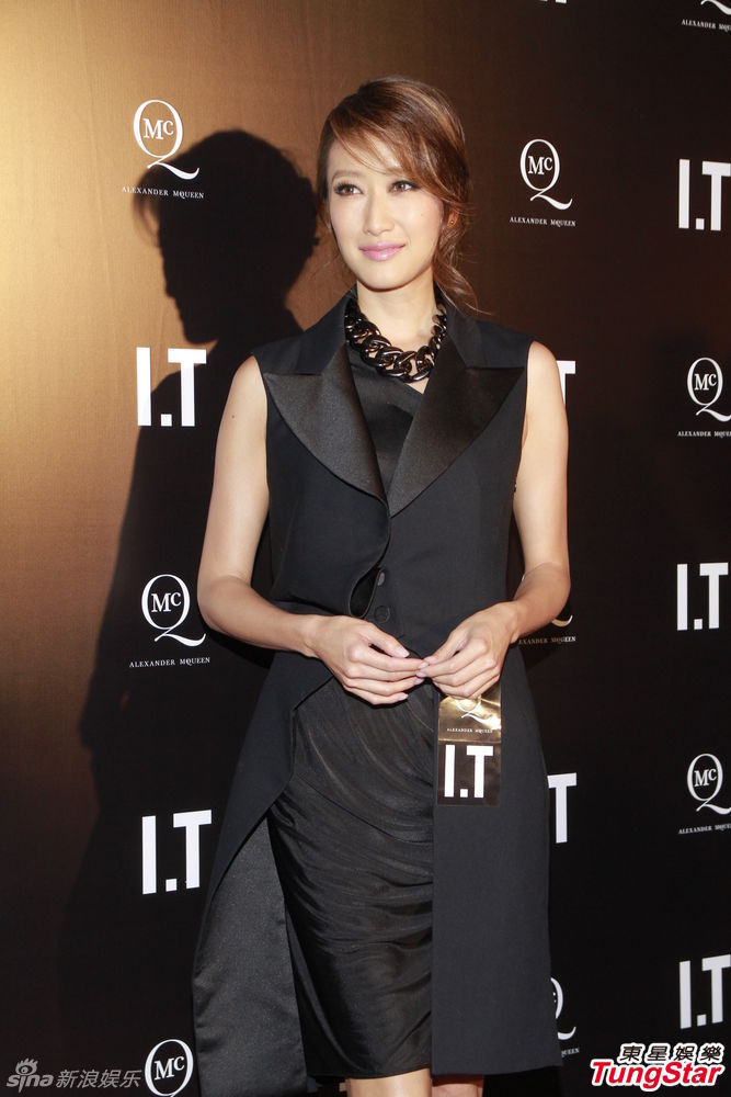 组图:谢婷婷黑色劲装出席时装品牌活动_高清图集_新浪网