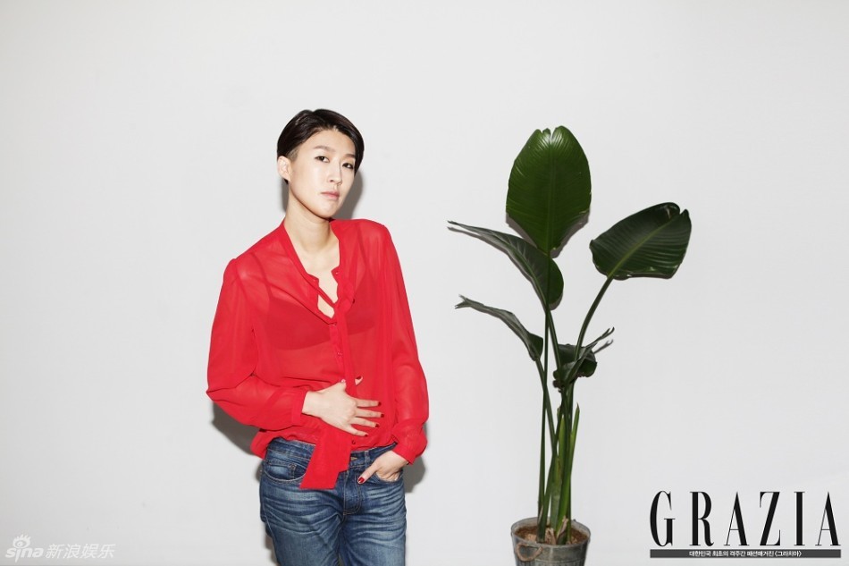 19】【明星】洪真京重新诠释《星星》展大牌范儿