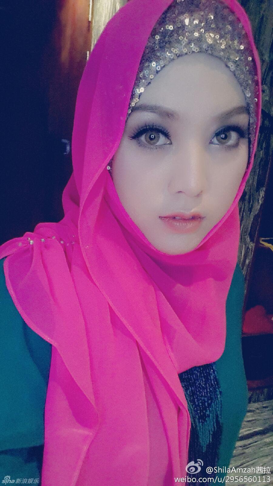 茜拉与家人私照曝光 长发美女爱卖萌_高清图集_新浪网