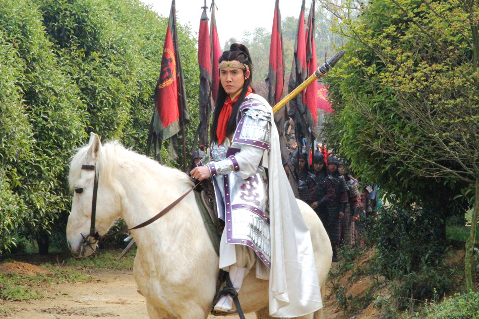 《隋唐英雄4》曝光张睿红领巾主题剧照