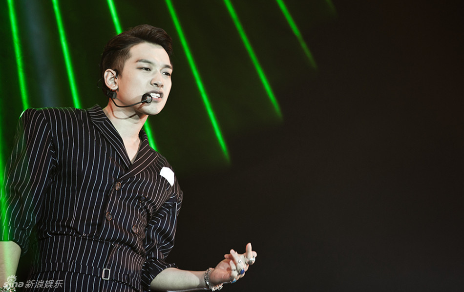 高清图:rain北京开唱爆满 性感卖萌引尖叫_高清图集_新浪网