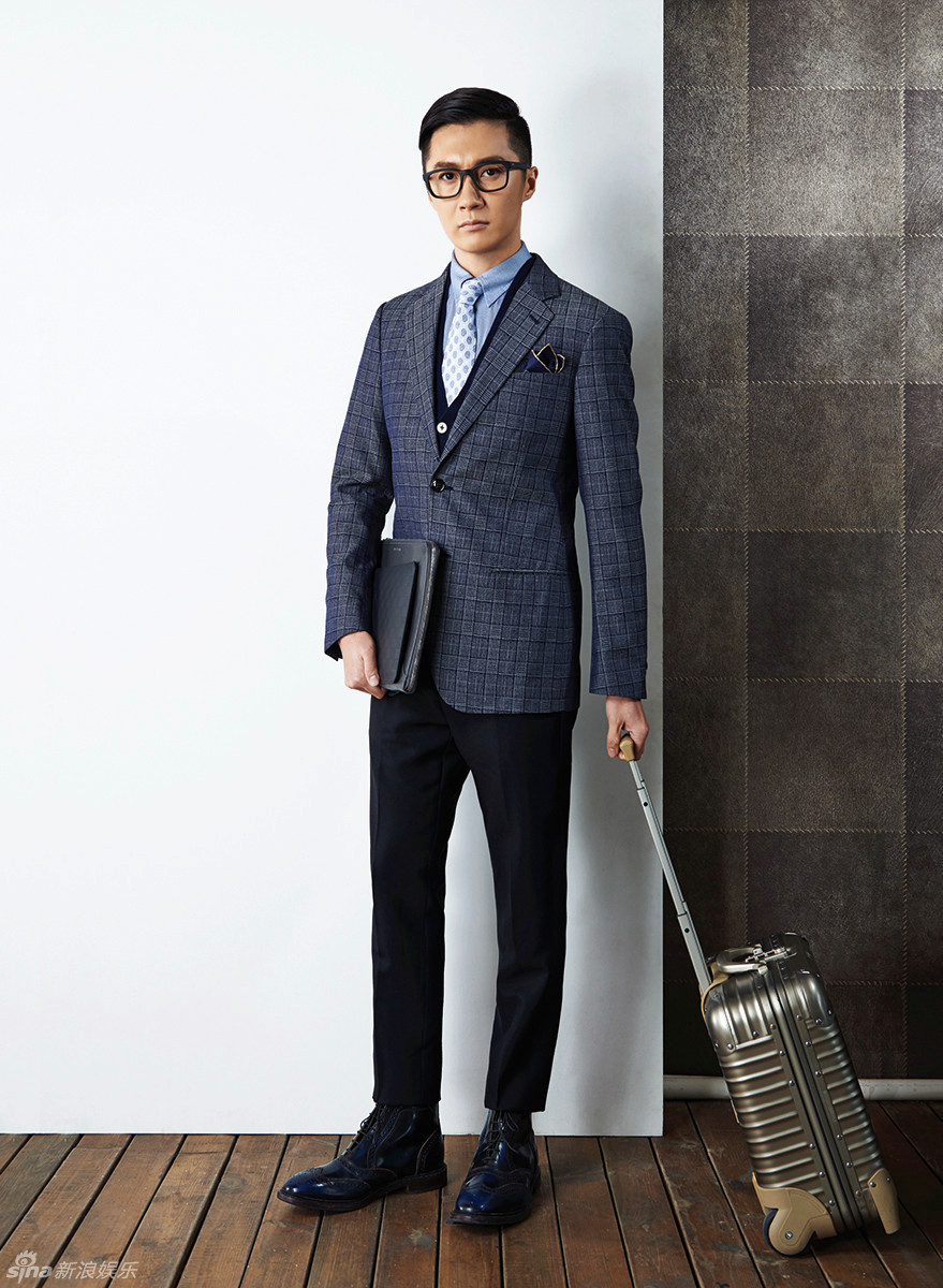 新浪娱乐讯 日前,迟帅携手时尚先生和时装男士杂志拍摄了质感大片,在